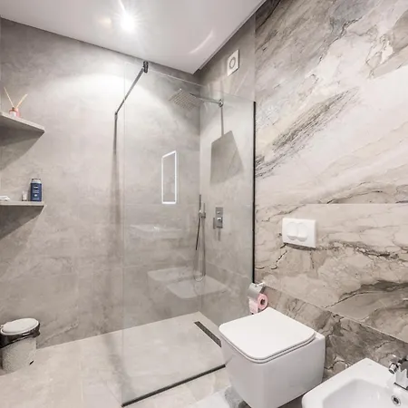 Apartment Luxurious Seaview With Jacuzzi