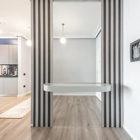 Luxurious Seaview With Jacuzzi Apartment *